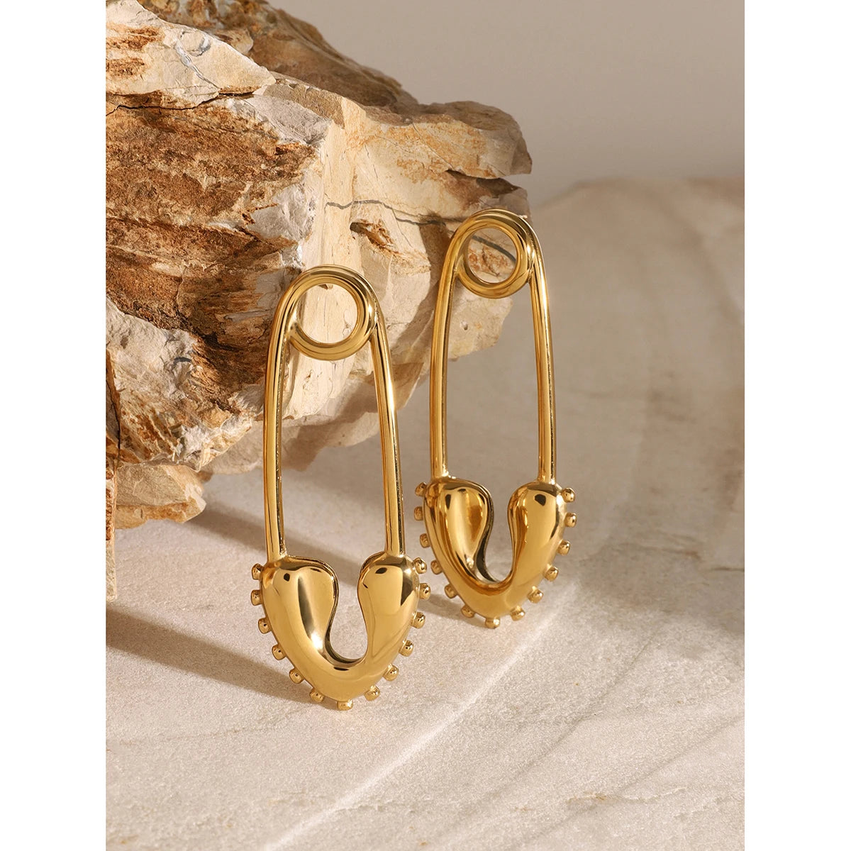 Mariel Chic Earrings