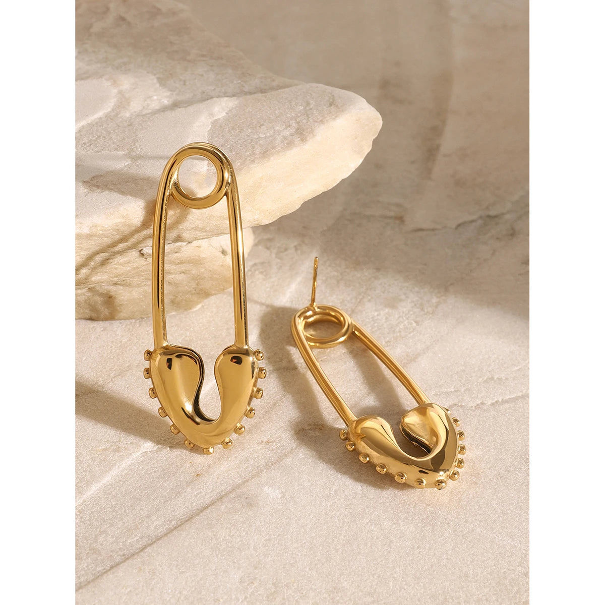 Mariel Chic Earrings