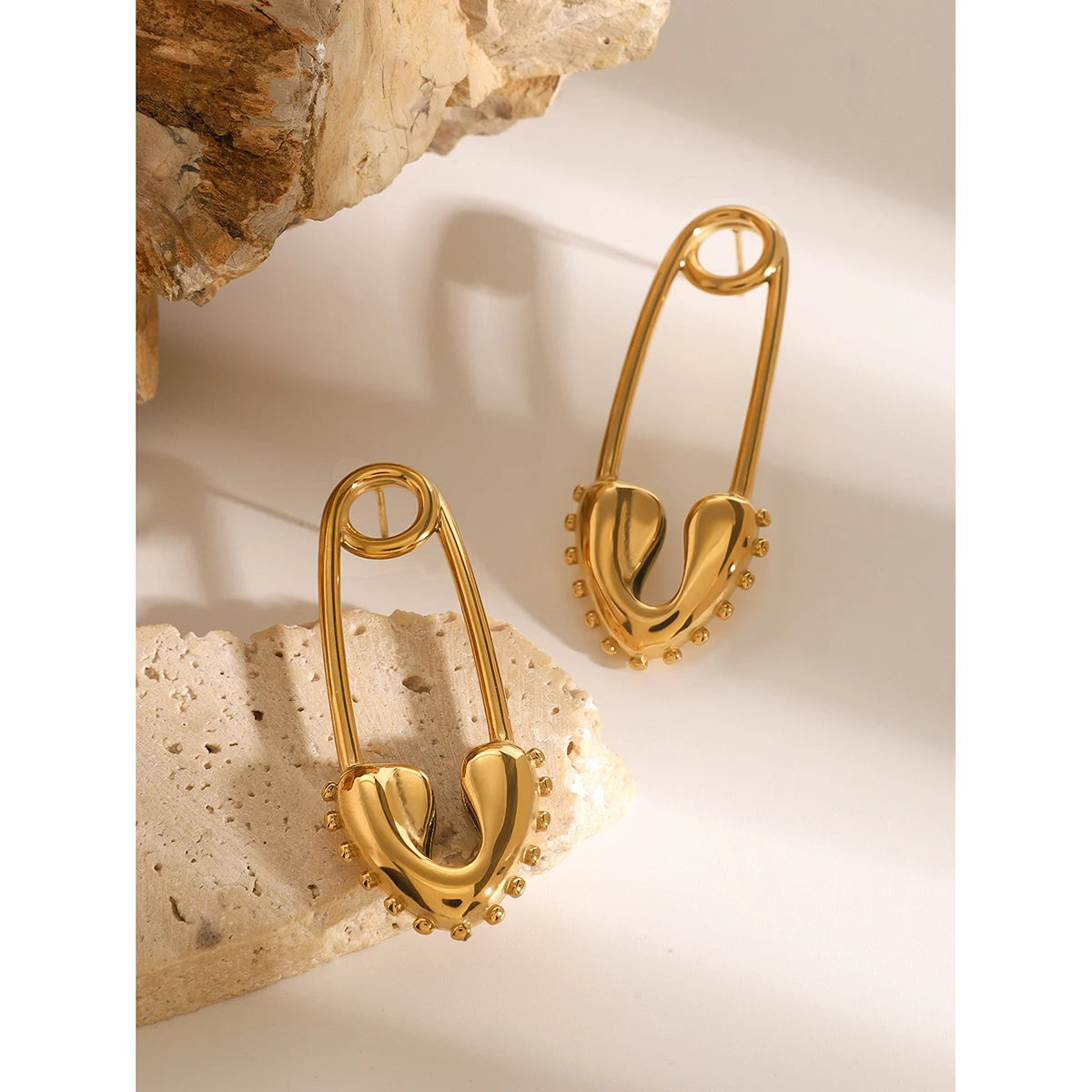Mariel Chic Earrings