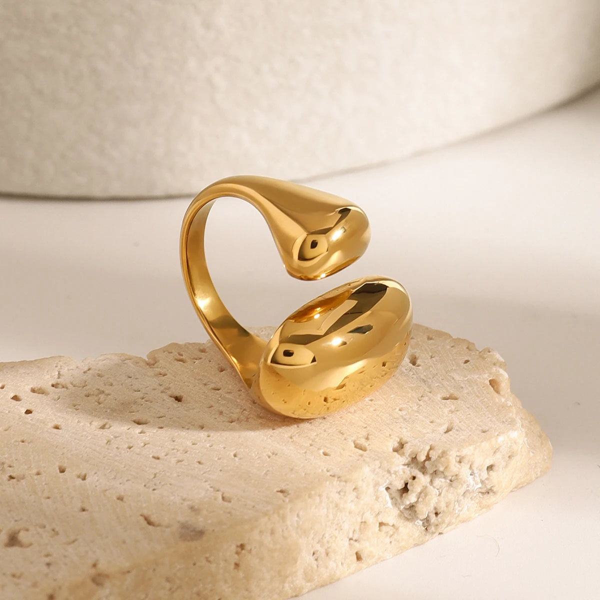 Cerys Geometric Ring