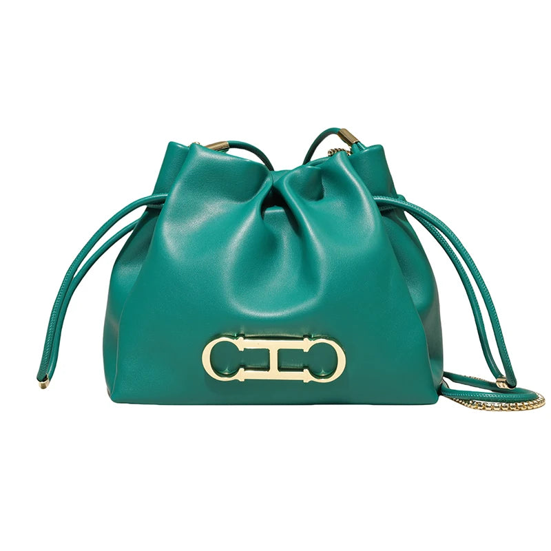 Auryn Shoulder Bag