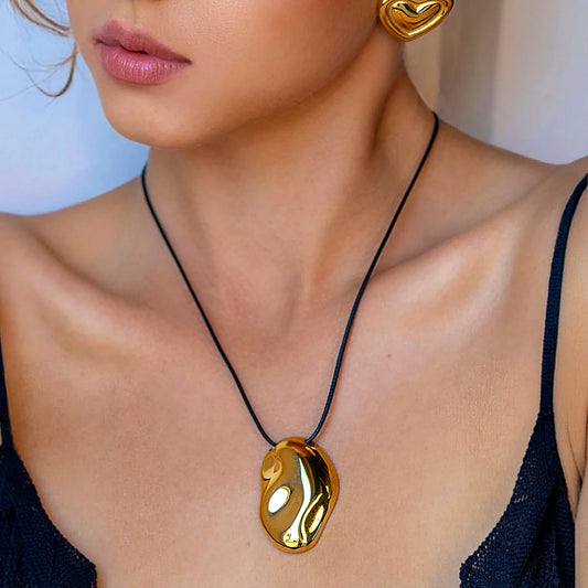 Orelle Pendant Necklace