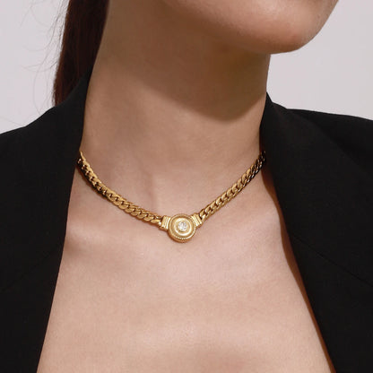Evira Pendant Necklace