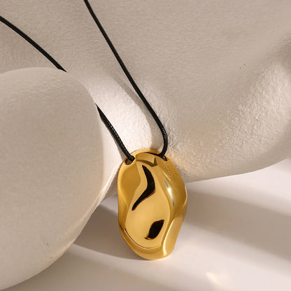 Orelle Pendant Necklace
