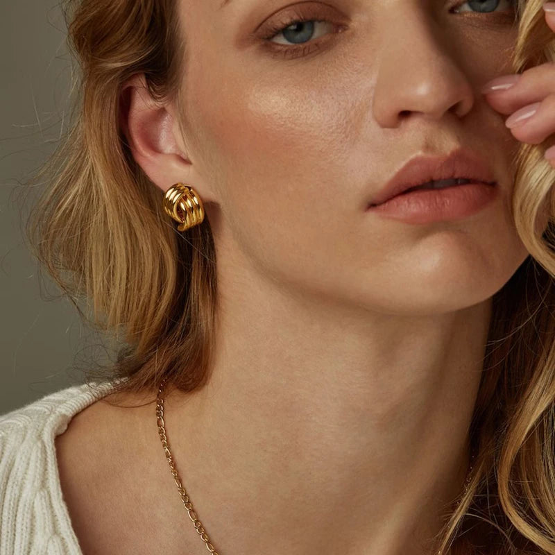 Amara Intersecting Knot Earrings