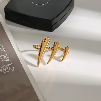 Orlina Claw Ring