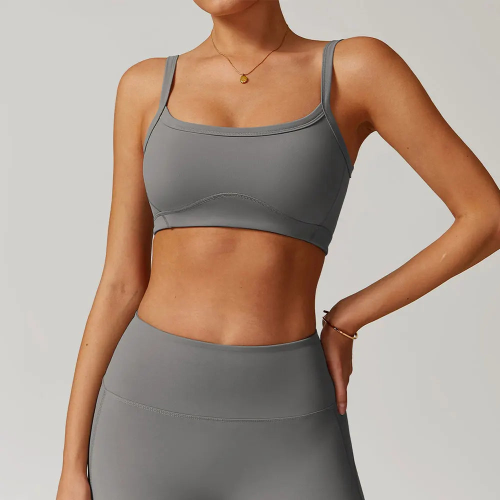 Top Esportivo, Alta Sustentação, Conforto e Estilo, Moda Fitness, Treino Intenso, Design Moderno, Ajuste Perfeito, Tecnologia Respirável, Secagem Rápida, Estilo Feminino, Roupa de Academia, Alta Performance, Moda Esportiva, Tendência Fitness, Maluh Fit.