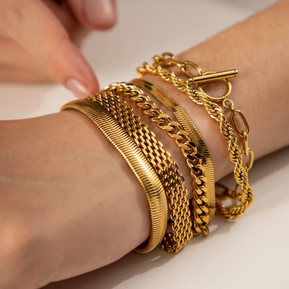 Aurelia Link Chain Bracelet