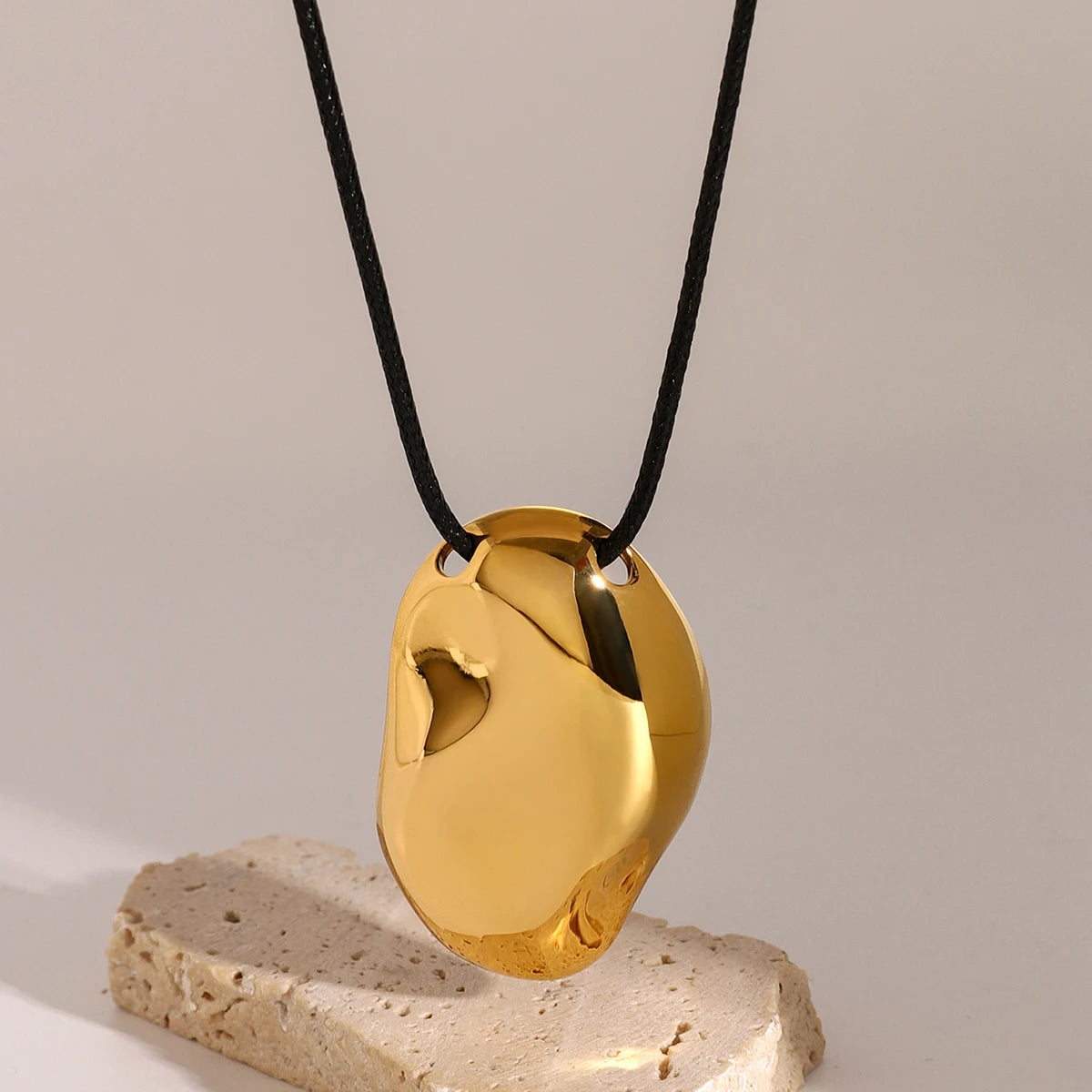 Orelle Pendant Necklace