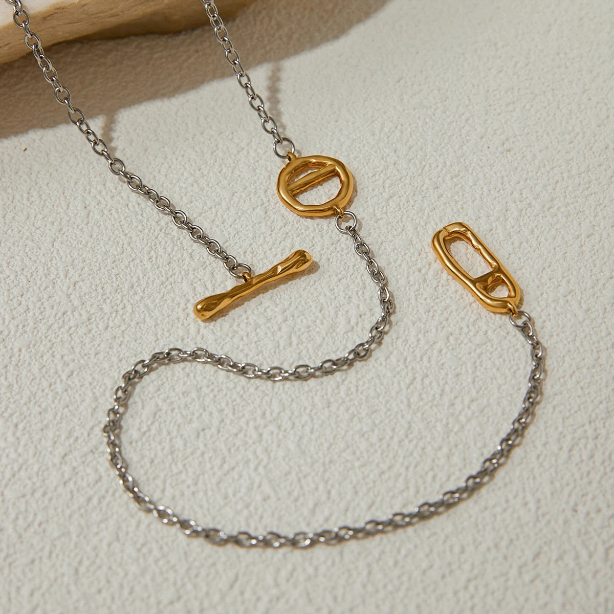 Alira Y-Shaped Pendant Necklace
